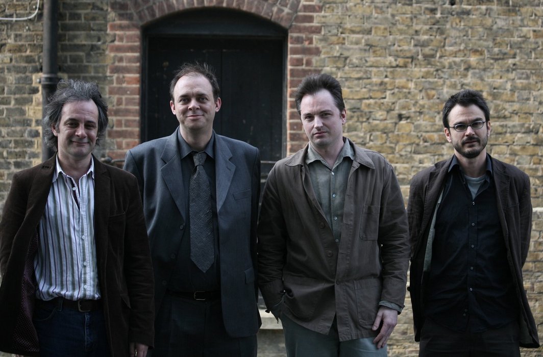 从左至右：Iain Hamilton Grant，Graham Harman，Quentin Meillassoux与Ray Brassier.