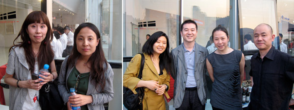 左图：凌云和影评人张亚璇。右图：140sqm画廊的刘英梅，收藏家乔志斌，香格纳的周禹汶和艺术家刘建华。